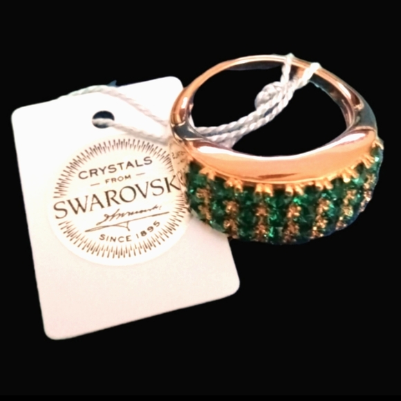 Swarovski Emerald Green Crystals, comfort band ring in copper over brass. Sz 10 - Picture 1 of 7